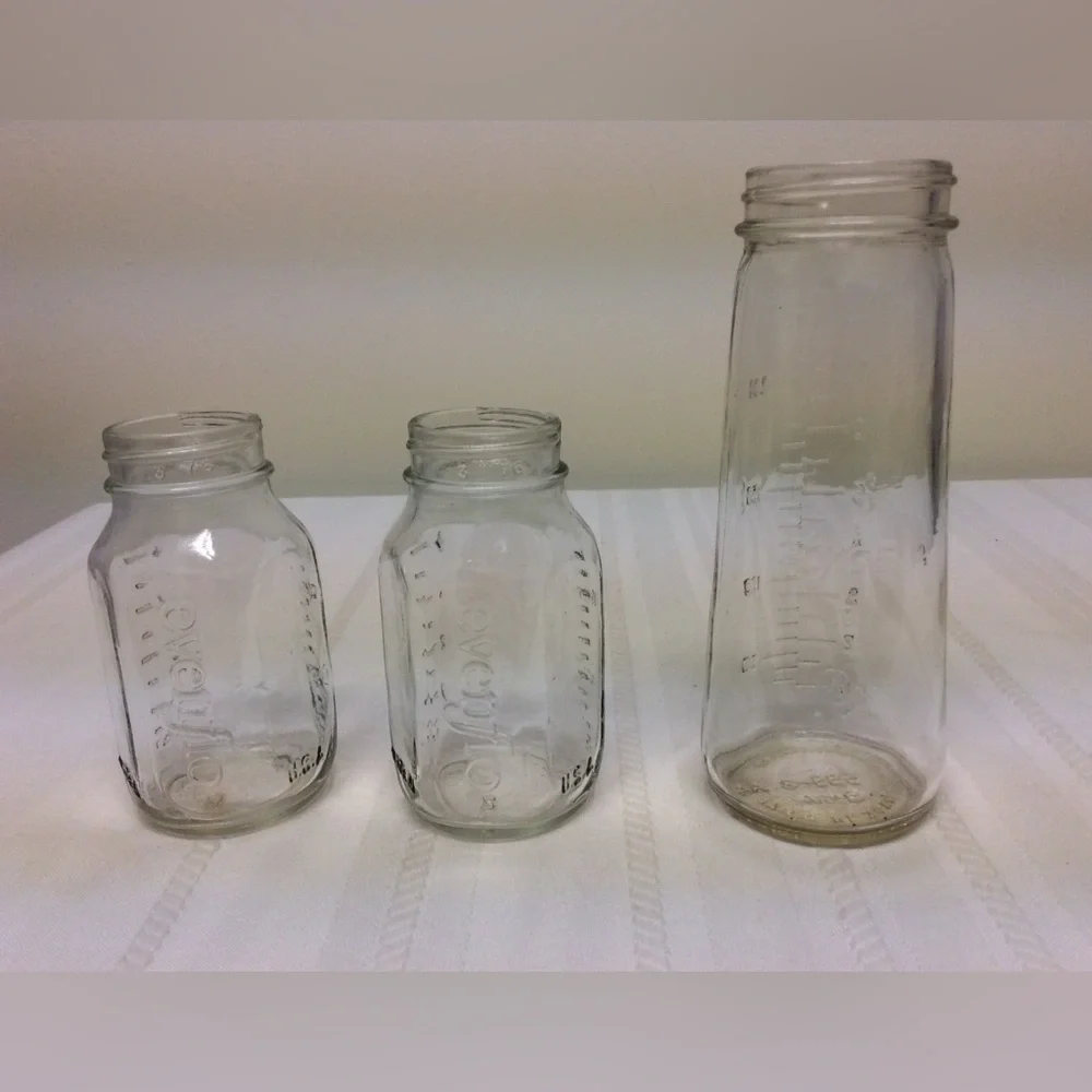 Vintage Baby Bottles Glass (1) Hygeia by Ball 8 oz and (2) Evenflo 4 oz no Tops - Picture 1 of 10